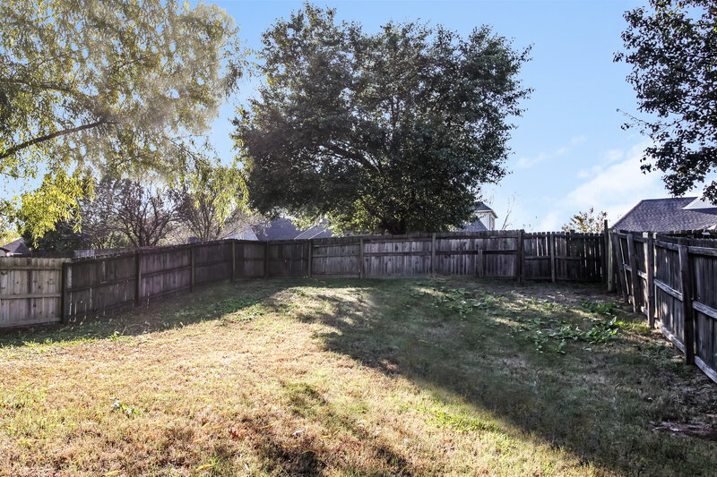 1,960/Mo, 8995 William Paul Dr Olive Branch, MS 38654 Rear View