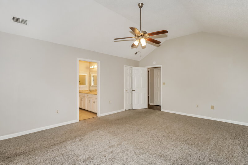 1,910/Mo, 7352 Alexander Rd Olive Branch, MS 38654 Main Bedroom View 2