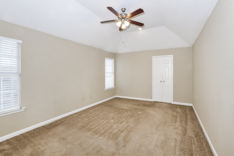 1,715/Mo, 5780 Lancaster Dr Olive Branch, MS 38654 Main Bedroom View