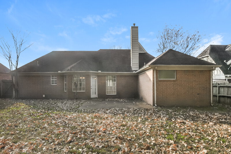 1,715/Mo, 5780 Lancaster Dr Olive Branch, MS 38654 Rear View