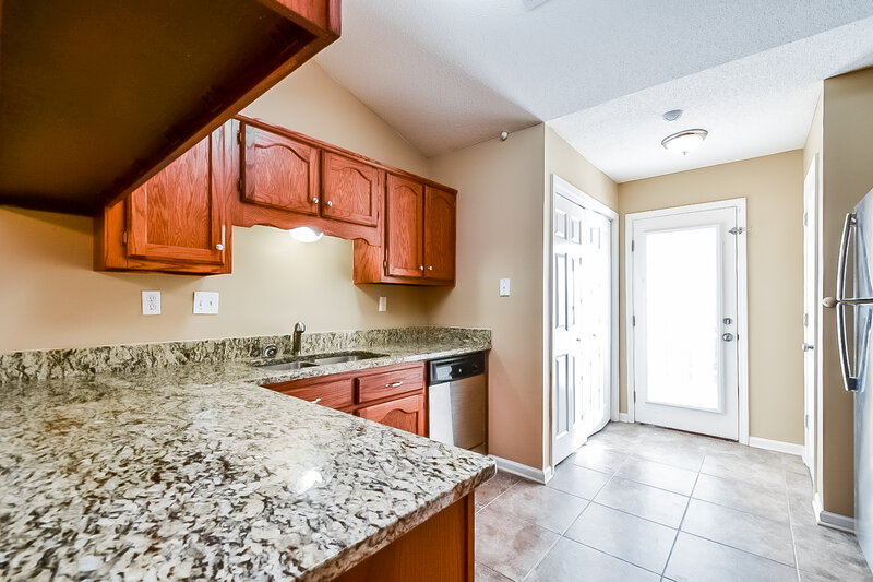 1,490/Mo, 5440 Pollard Dr Southaven, MS 38671 Kitchen View