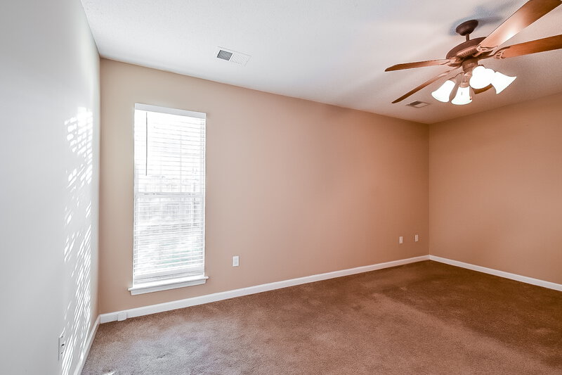 1,490/Mo, 5440 Pollard Dr Southaven, MS 38671 Main Bedroom View 2