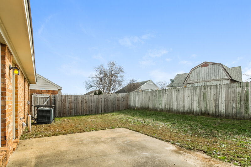 2,490/Mo, 799 Grant Dr Southaven, MS 38671 Rear View