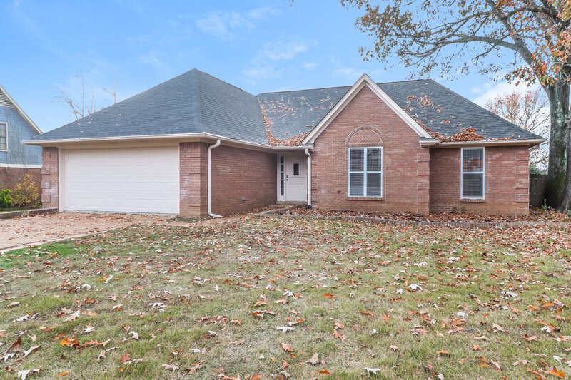 1,920/Mo, 5465 Pear Dr Southaven, MS 38671 Front View