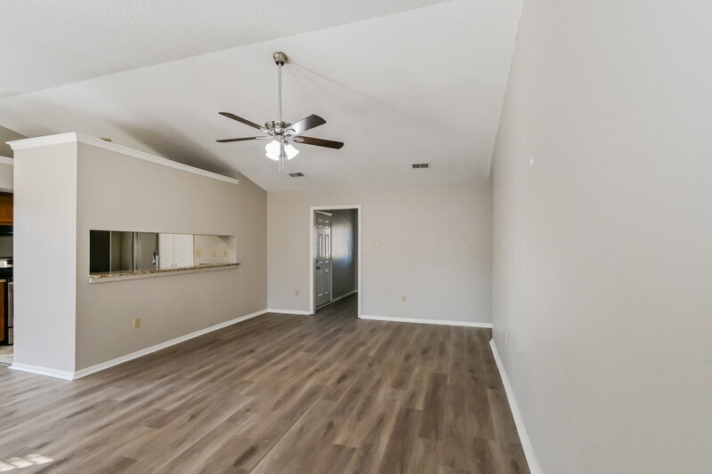 1,595/Mo, 7184 Brandee Dr Horn Lake, MS 38637 Living Room View