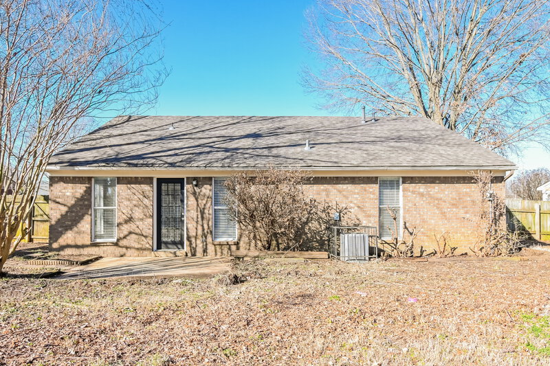 1,595/Mo, 7184 Brandee Dr Horn Lake, MS 38637 Rear View