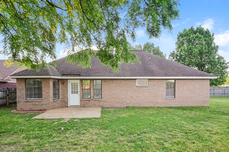 1,785/Mo, 7117 Goodman Ridge Dr Olive Branch, MS 38654 Rear View