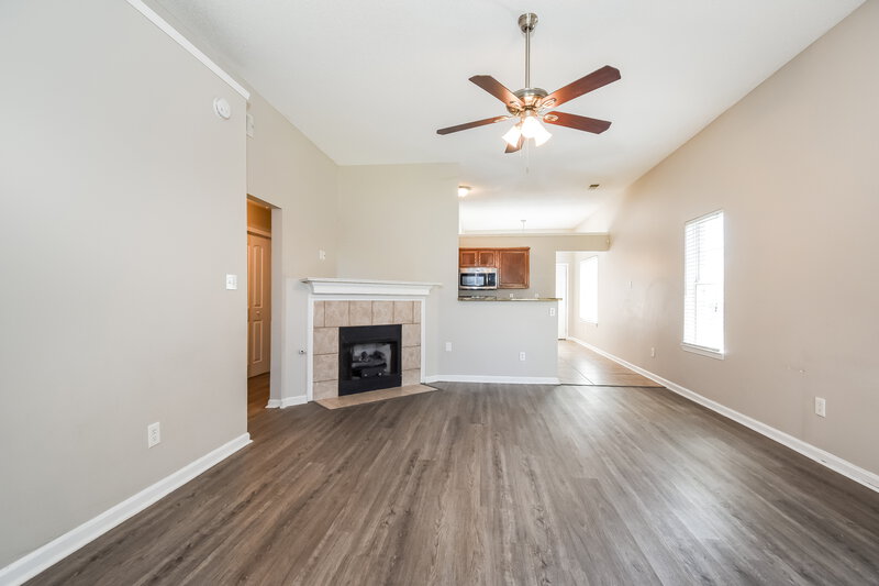 1,720/Mo, 7340 Durango Dr Horn Lake, MS 38637 Living Room View