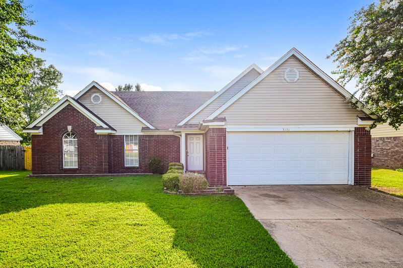 1,700/Mo, 7171 Dunbarton Dr Horn Lake, MS 38637 External View