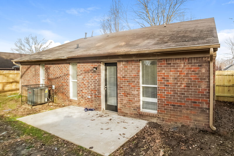 1,435/Mo, 3421 Laurelwood St Horn Lake, MS 38637 Rear View