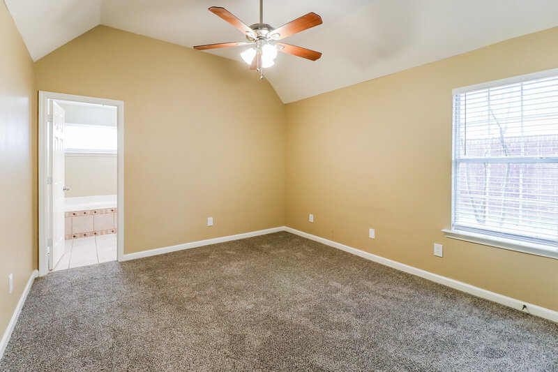 1,705/Mo, 7642 Fox Hunt Dr E Olive Branch, MS 38654 Main Bedroom View