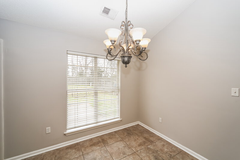 1,585/Mo, 1979 Cresent Ln Southaven, MS 38671 Dining Room View