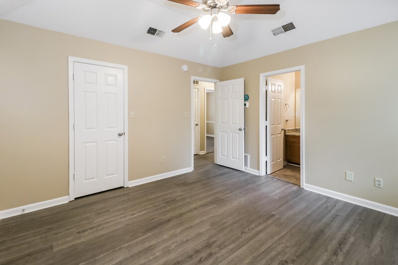 2,510/Mo, 6659 Valerie Dr Olive Branch, MS 38654 Main Bedroom View 2