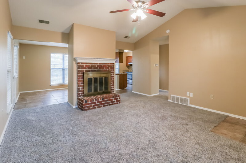 1,485/Mo, 10063 Palmer Dr Olive Branch, MS 38654 Living Room View 2