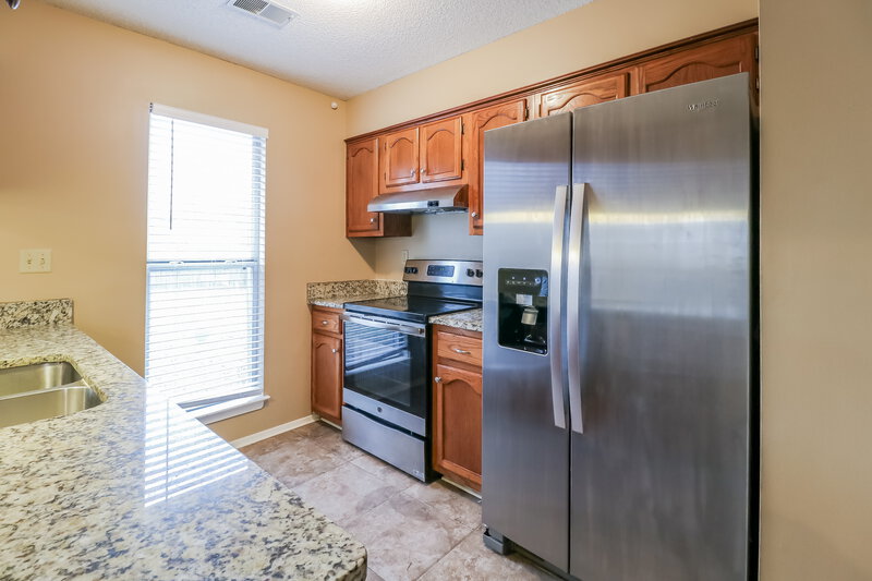 1,485/Mo, 10063 Palmer Dr Olive Branch, MS 38654 Kitchen View 3
