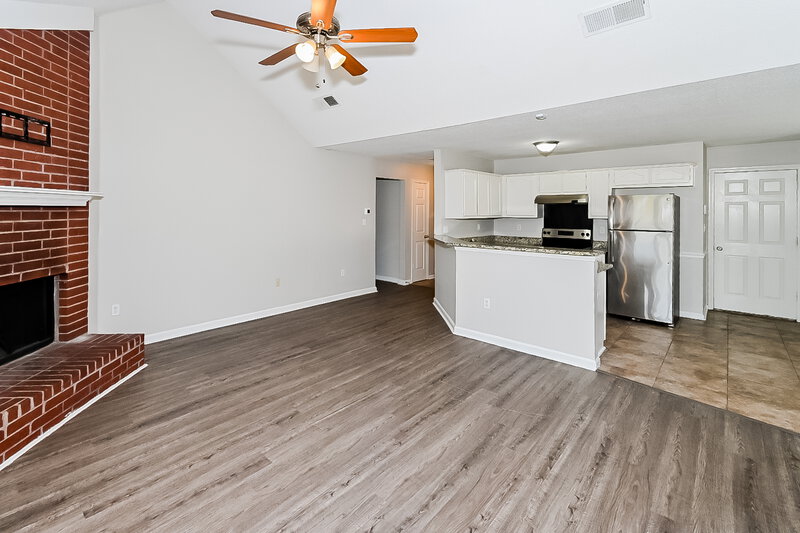 1,770/Mo, 9940 Stephenson Ln Olive Branch, MS 38654 Living Room View 3