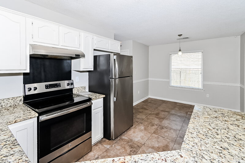 1,770/Mo, 9940 Stephenson Ln Olive Branch, MS 38654 Kitchen View 2