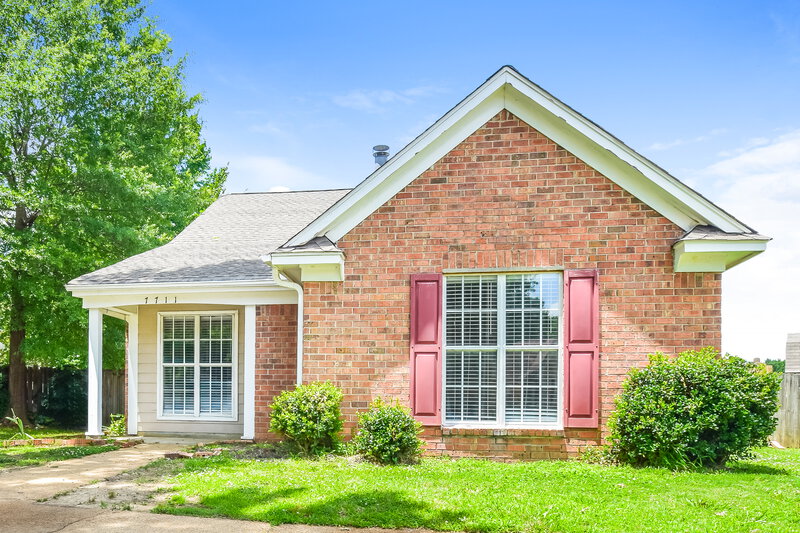 1,695/Mo, 7711 Iris Cove Southaven, MS 38671 Front View