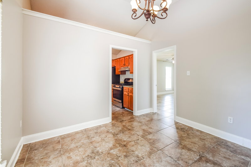 1,695/Mo, 7711 Iris Cove Southaven, MS 38671 Dining Room View