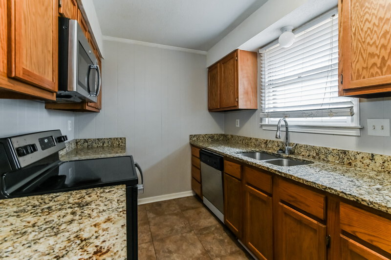 1,395/Mo, 3570 Bryn Mawr Dr Horn Lake, MS 38637 Kitchen View