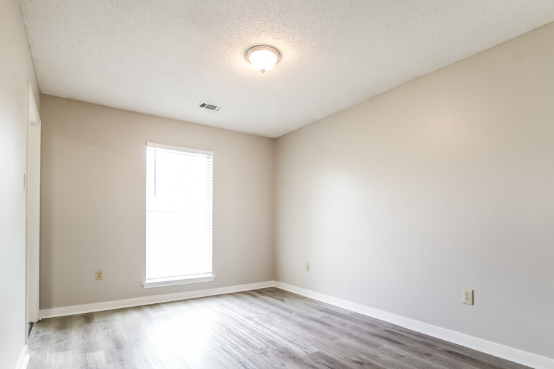 1,700/Mo, 7109 Tudor Ln Horn Lake, MS 38637 Bedroom View