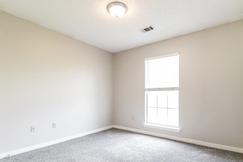 1,700/Mo, 7109 Tudor Ln Horn Lake, MS 38637 Bedroom View 2
