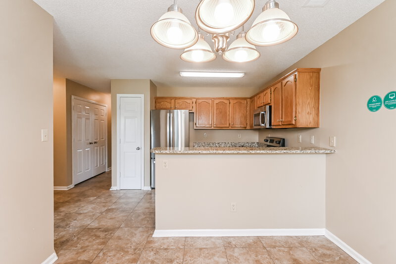 1,765/Mo, 5905 Kayla Dr Southaven, MS 38671 Dining Room View 2