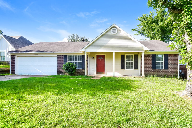 1,605/Mo, 2545 Waverly Dr Horn Lake, MS 38637 Front View