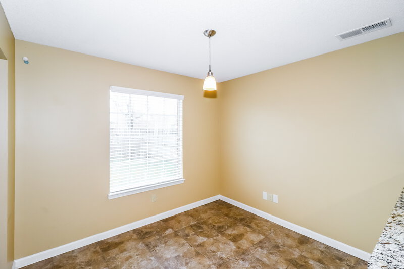 1,450/Mo, 5577 Steffani Dr Southaven, MS 38671 Dining Room View