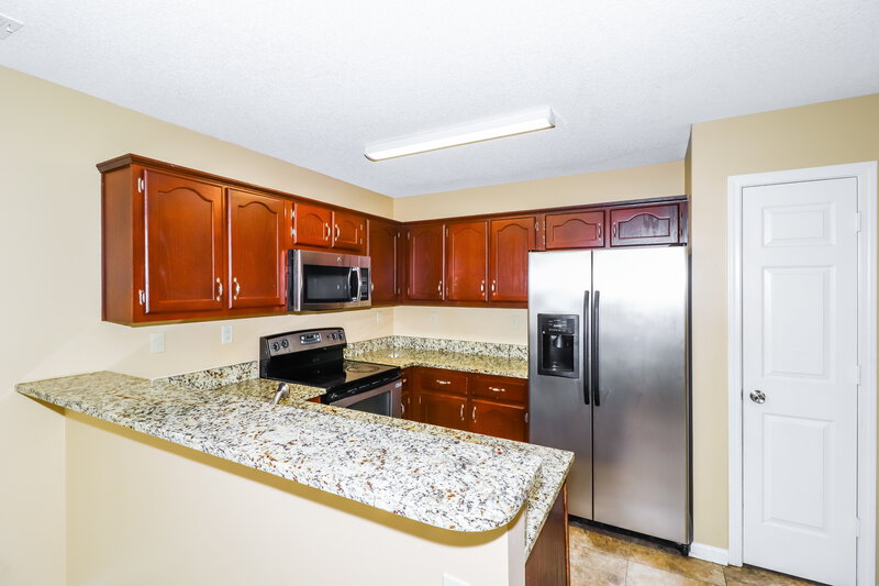1,450/Mo, 5577 Steffani Dr Southaven, MS 38671 Kitchen View