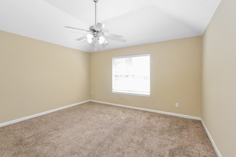 1,710/Mo, 7218 Durango Dr Horn Lake, MS 38637 Main Bedroom View