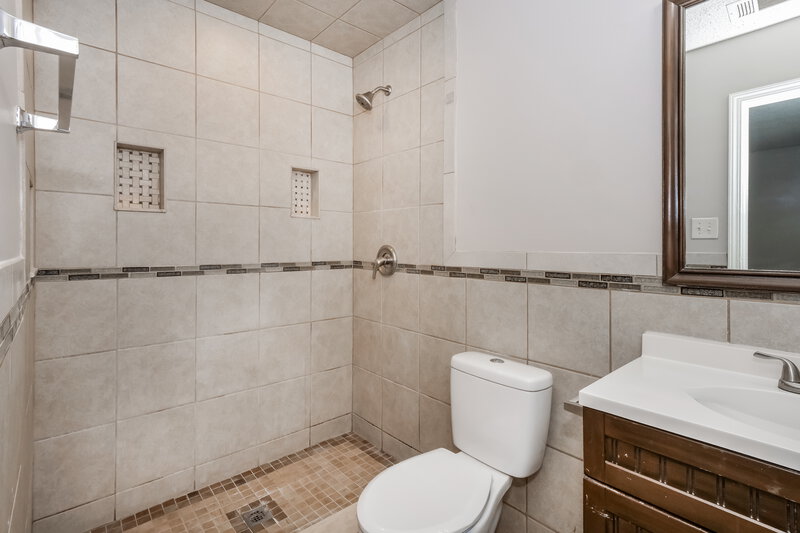1,615/Mo, 9923 Adina Cove Olive Branch, MS 38654 Bathroom View