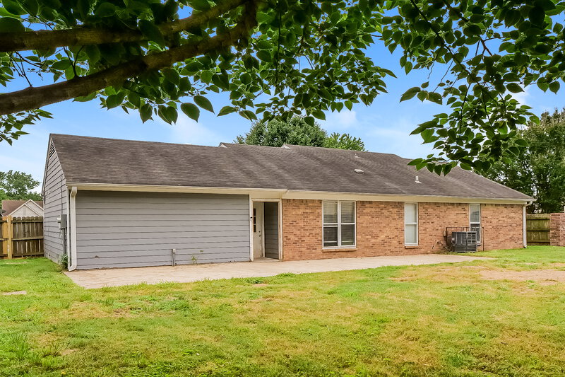 1,545/Mo, 3880 Warrington Dr Horn Lake, MS 38637 Rear View