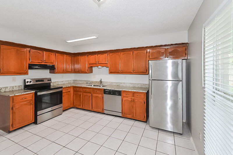 1,655/Mo, 3535 Bayberry Dr Horn Lake, MS 38637 Kitchen View 2