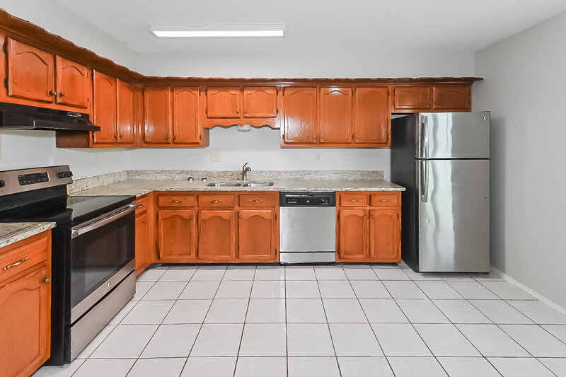 1,655/Mo, 3535 Bayberry Dr Horn Lake, MS 38637 Kitchen View 3