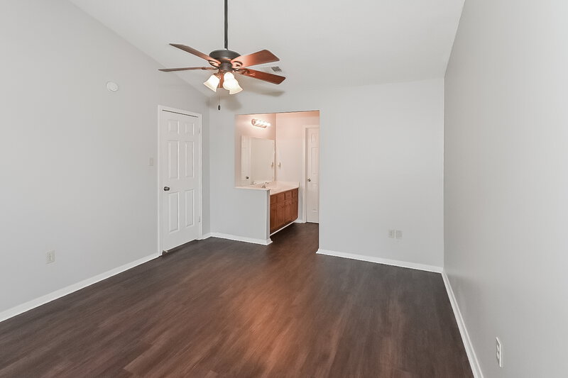 1,655/Mo, 3535 Bayberry Dr Horn Lake, MS 38637 Main Bedroom View 2