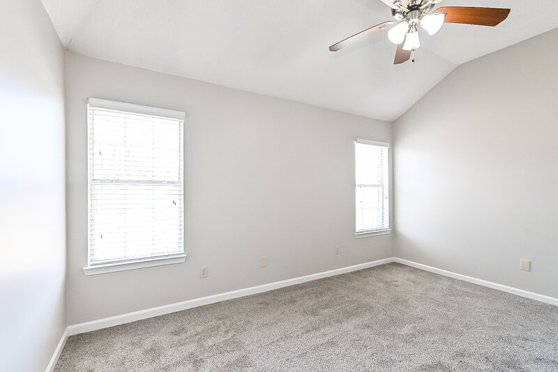 1,830/Mo, 5621 Kayla Dr Southaven, MS 38671 Main Bedroom View 2