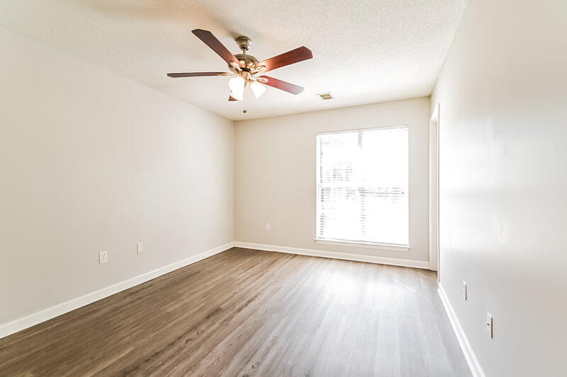 1,730/Mo, 7845 Sarah Ann Dr S Southaven, MS 38671 Main Bedroom View