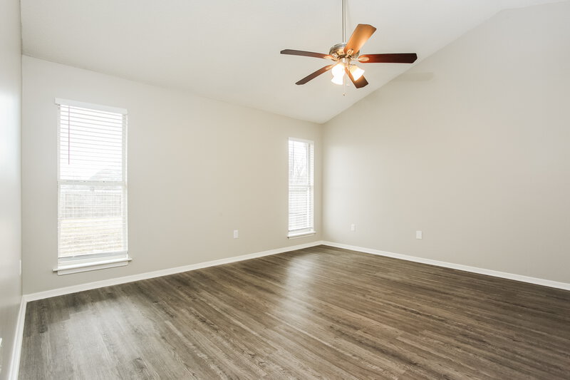 1,645/Mo, 4393 Citation Dr Southaven, MS 38671 Main Bedroom View