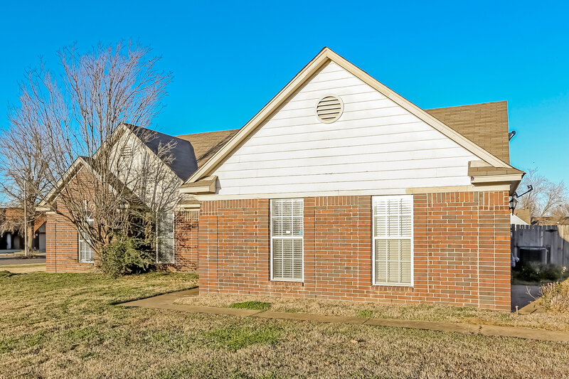 1,615/Mo, 7214 Brenwood Dr Horn Lake, MS 38637 Front View