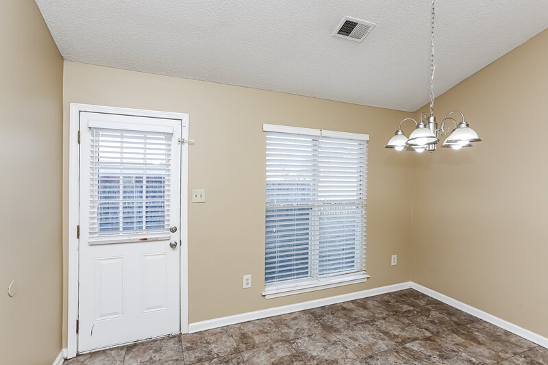 1,615/Mo, 7214 Brenwood Dr Horn Lake, MS 38637 Dining Room View