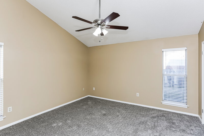 1,615/Mo, 7214 Brenwood Dr Horn Lake, MS 38637 Main Bedroom View
