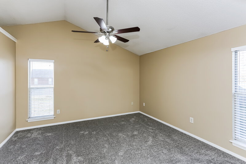 1,615/Mo, 7214 Brenwood Dr Horn Lake, MS 38637 Main Bedroom View 2