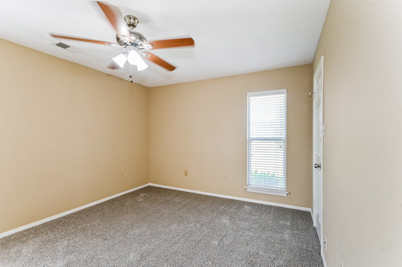 1,360/Mo, 3399 Bayberry Dr Horn Lake, MS 38637 Main Bedroom View 2