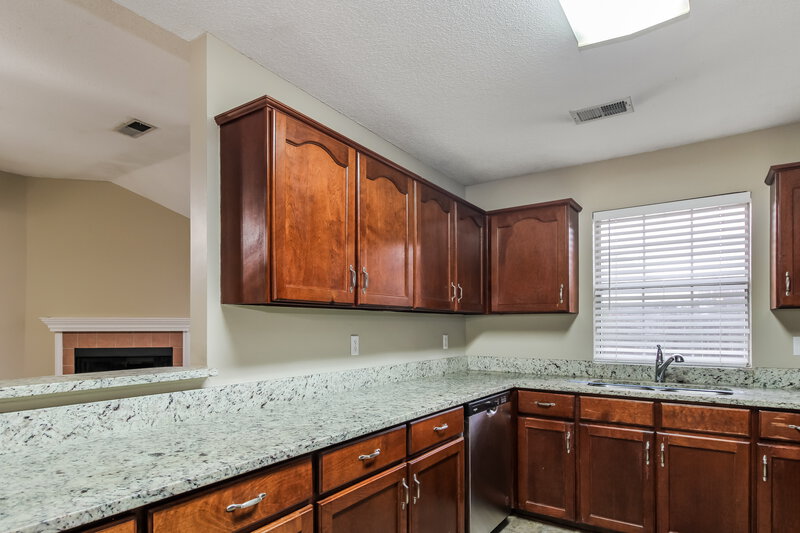 1,785/Mo, 10054 Fox Hunt Dr Olive Branch, MS 38654 Kitchen View