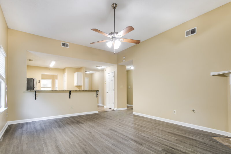 1,720/Mo, 10230 Fox Hunt Dr Olive Branch, MS 38654 Living Room View 2