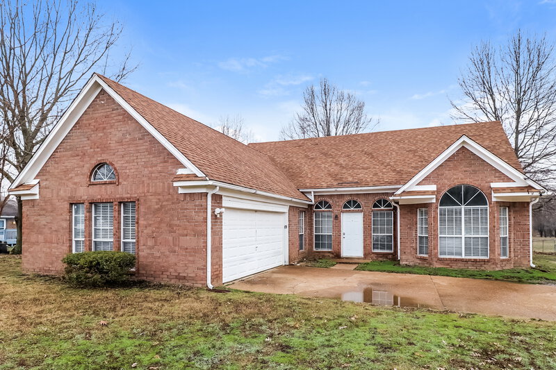 1,875/Mo, 5430 Stateline Rd Walls, MS 38680 Front View