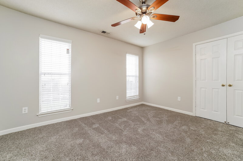 1,765/Mo, 5713 Kaitlyn Dr W Walls, MS 38680 Main Bedroom View 2