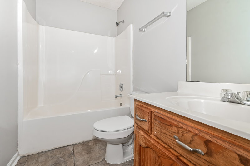 1,720/Mo, 1834 Central Trails Dr Southaven, MS 38671 Bathroom View