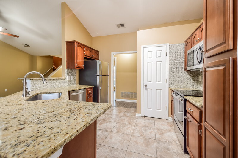 2,010/Mo, 8166 Martin Dr Southaven, MS 38671 Kitchen View